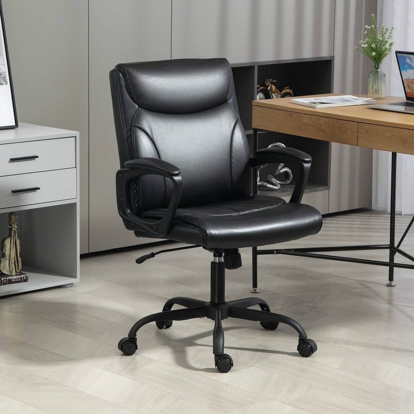 HOMCOM Executive Office Chair, Faux Leather Desk Chair with Height Adjustable, Swivel Wheels and Tilt Function, Computer Chair for Home Office and Study Room, Black